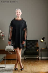 Gloria Escort Service Bad Ragaz Schweiz Cocktail in Schwarz