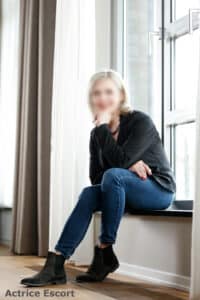 Eva Escort Dame Berlin leger in Jeans